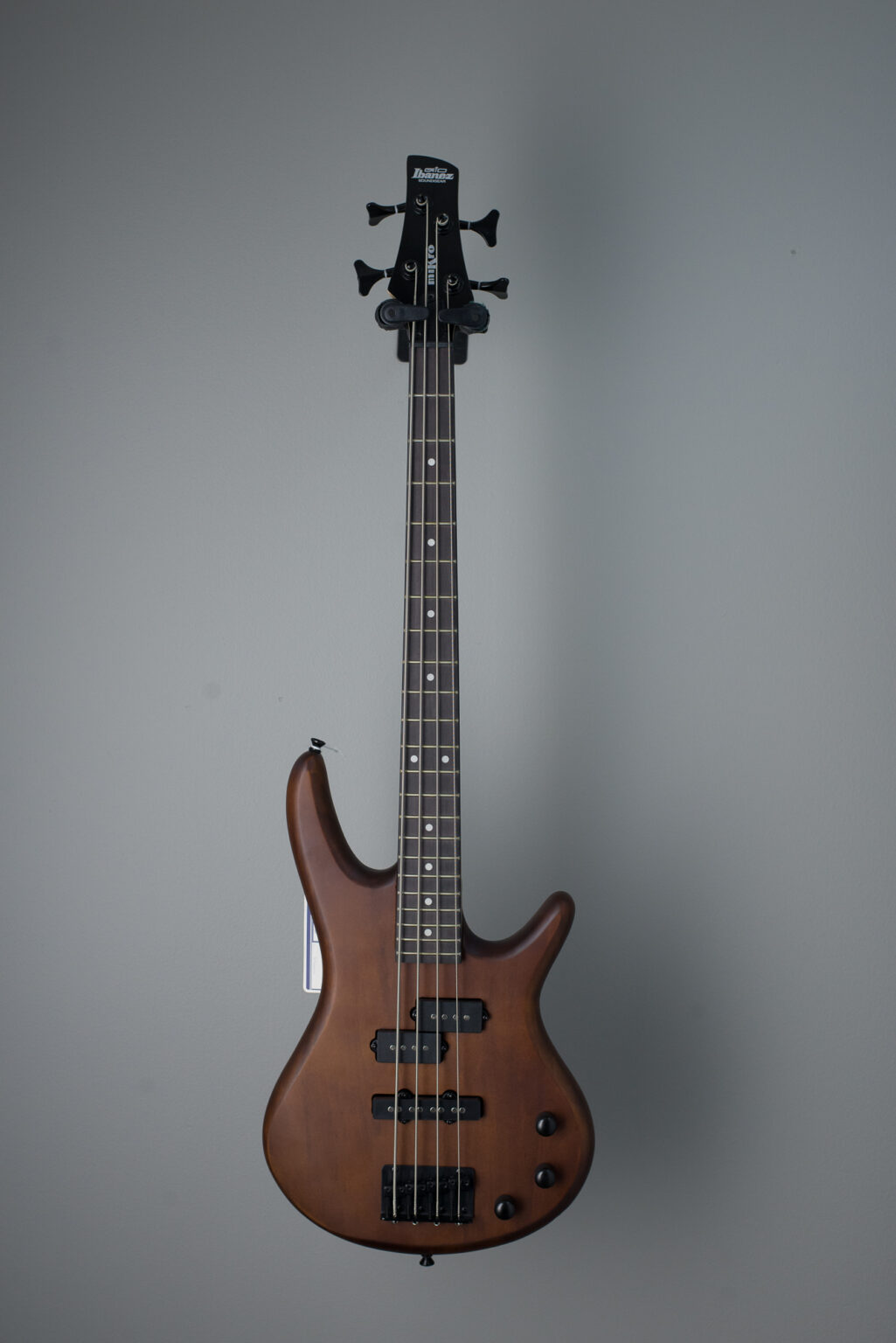 Ibanez Mikro Gsrm20 Bass Guitar Walnut Flat Flores Music Online